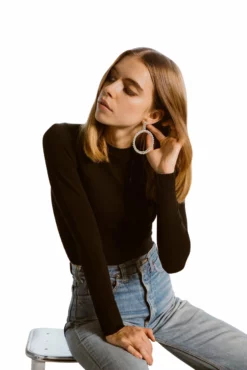 Coal Peachskin Long Sleeve Crew Neck -TUKE BAZAAR Sales Store EcomFW 18 Marta 772 1024x1024 2x 8a6a7185 01a1 489a ab3e 0ae684114b78