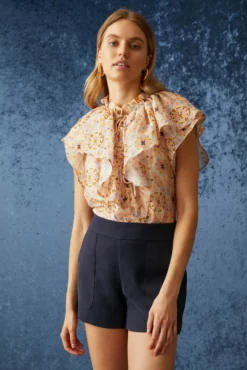 Mia Short -TUKE BAZAAR Sales Store Marie Oliver Mia Short Navy 01 1689389e 1a3e 4e19 9298 3d0431b3bf34 scaled