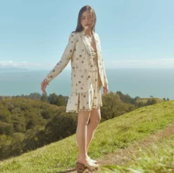 Katty Beaded Embroidered Mini Dress With Puka Fringe 11 Katty Beaded Embroidered Mini Dress With Puka Fringe -TUKE BAZAAR Sales Store MtTam 23001 108 5148 33aa09ae c5cd 4fe5 96cd 322092b626f3