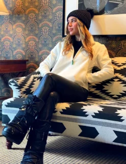 Linden Quarter Zip Sweatshirt -TUKE BAZAAR Sales Store QuarterZipDani1150