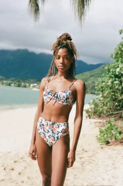 The Rose Bottom - Blue Hana -TUKE BAZAAR Sales Store RoseBottomBlueHana Resize