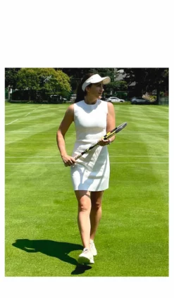 Taft Dress -TUKE BAZAAR Sales Store ToriTaftWalkGrassVisorropWEB